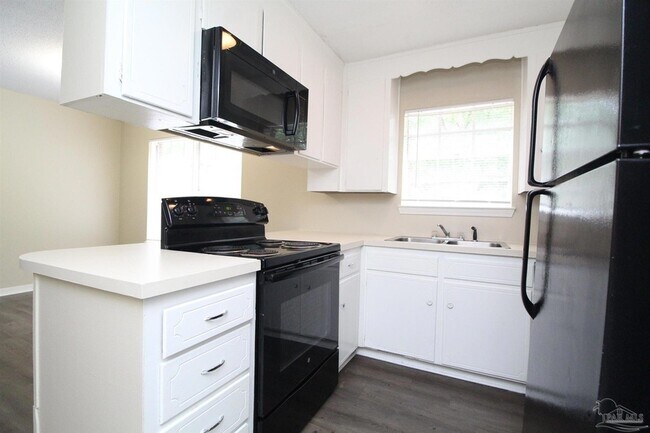Foto del edificio - 10151 Guidy Ln