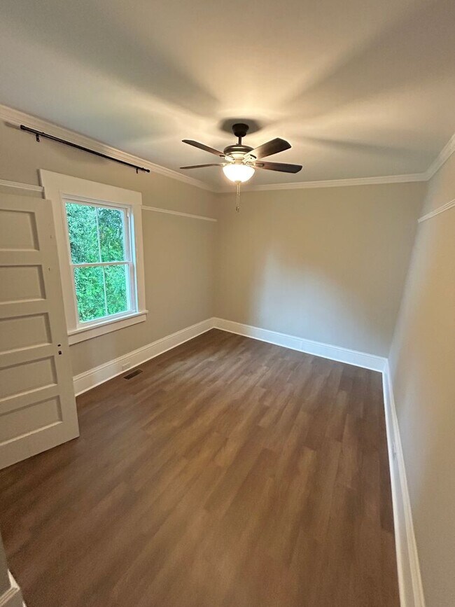 Foto del edificio - Room for Rent in Gilbert St, Radford.