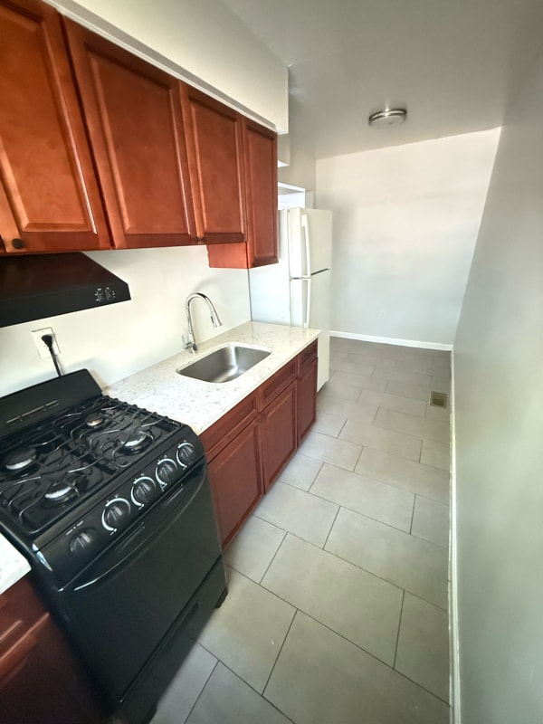 Building Photo - 241 Weequahic Ave