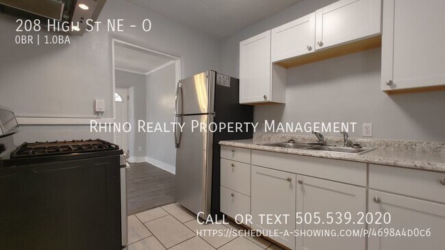 Building Photo - Welcome to Alhambra Court! Studio, 1 Bath!