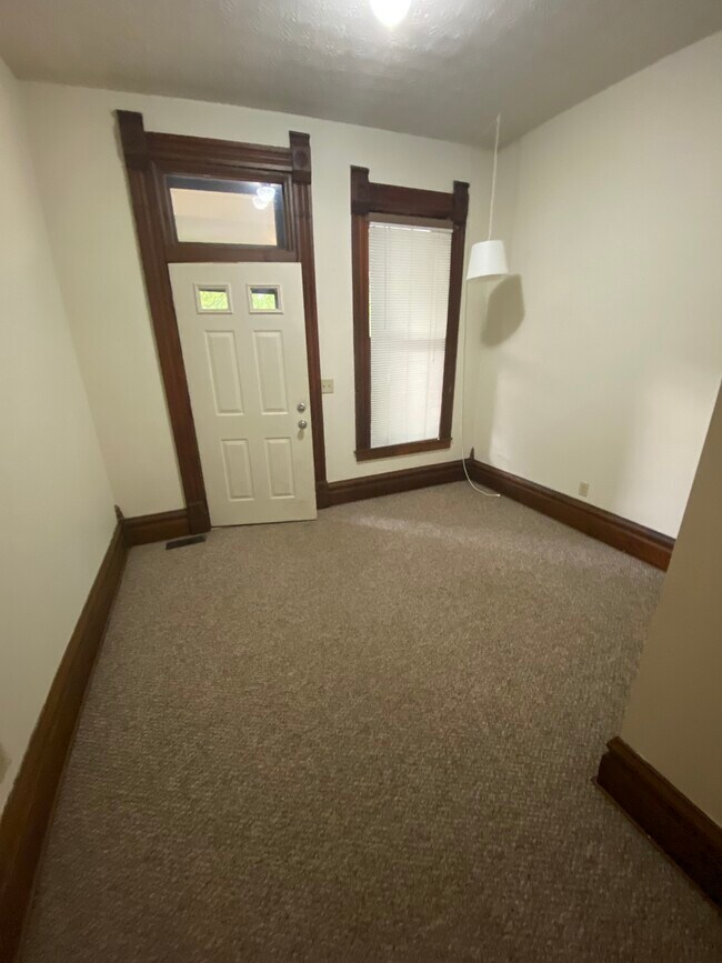 Office room - 135 King Ave