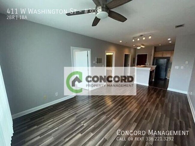 Foto del edificio - 411 W Washington St