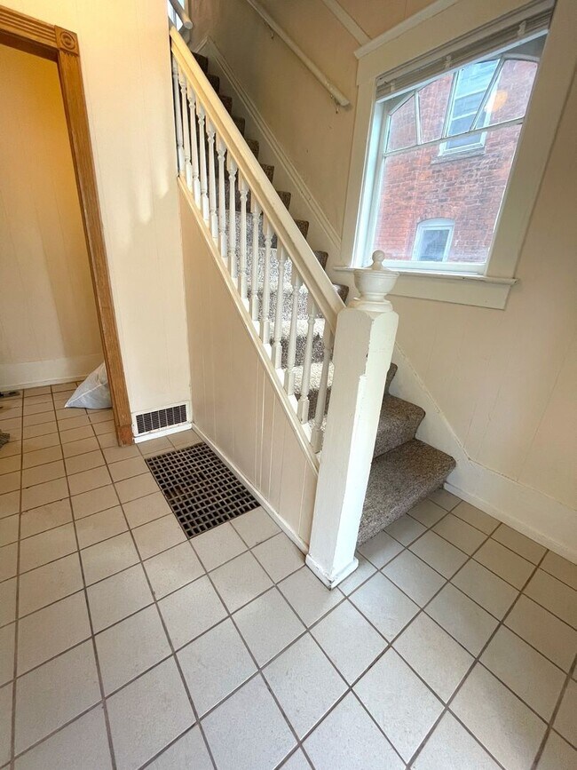 Foto del edificio - 939 Greenwood Ave