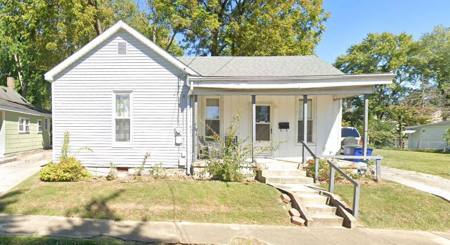 Primary Photo - 518 E Water St
