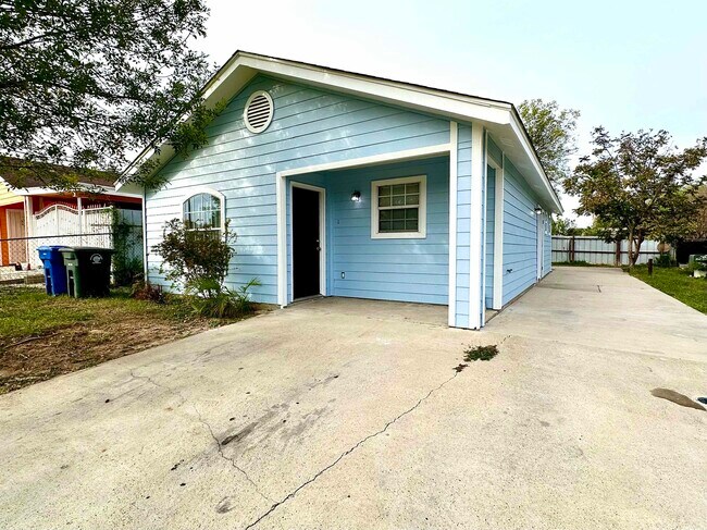 Foto del edificio - 2908 Green St