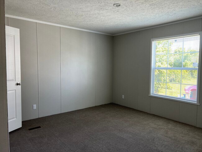Building Photo - 5164 Champagne Dr