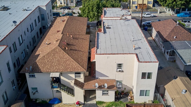 Building Photo - 1218 S Harvard Blvd