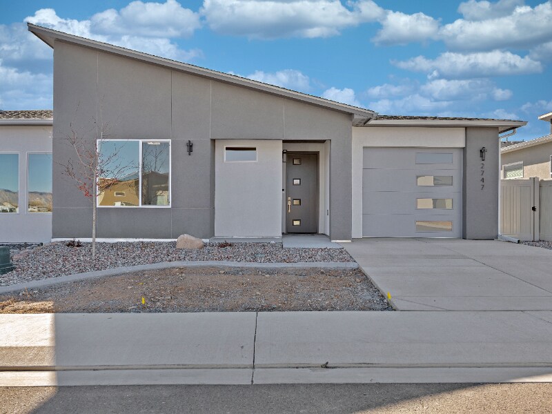 Foto principal - 2747 Storm Ave