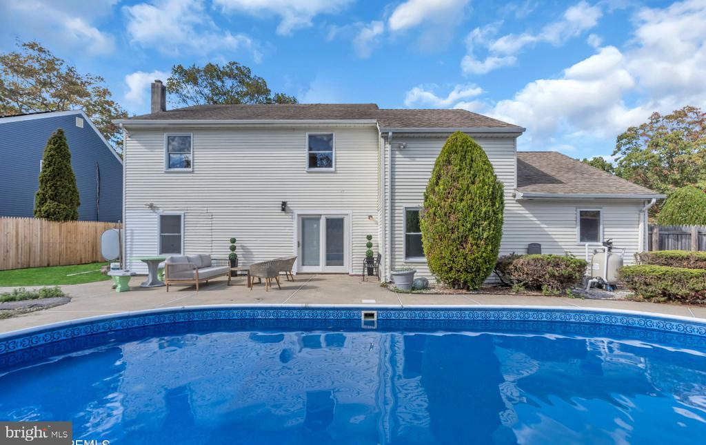 Foto del edificio - 1 Maplewood Ct