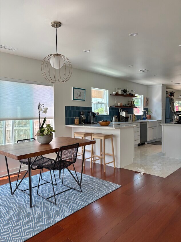 Photo - 3425 Buckingham Rd (Los Angeles, CA)