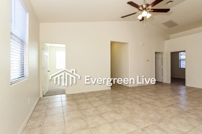 Foto del edificio - 524 S 4th St