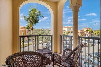 Building Photo - 23161 Fashion Dr