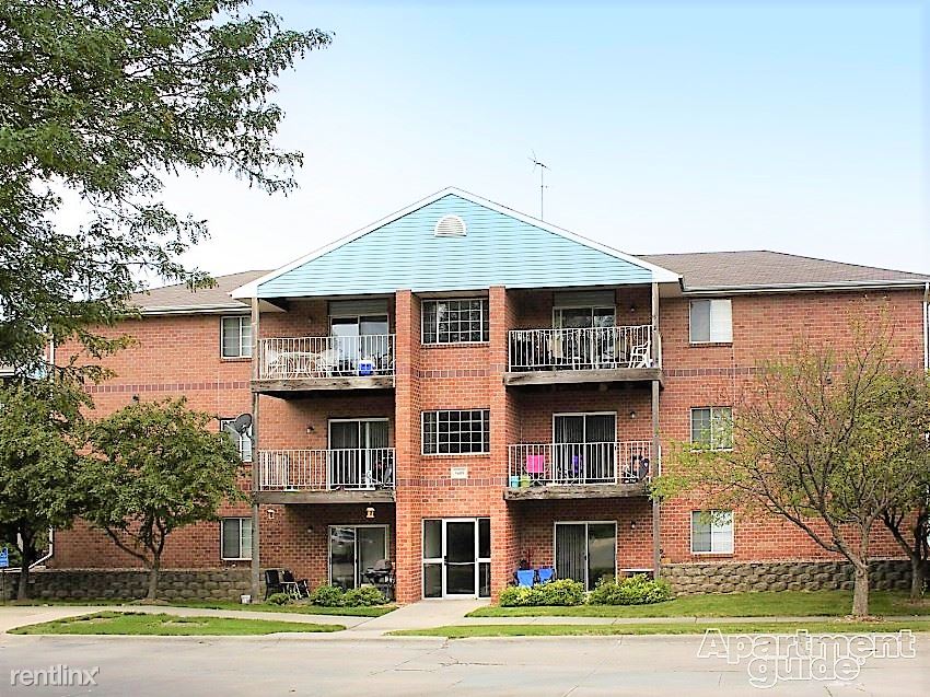 Building Photo - 5649 S 31st St