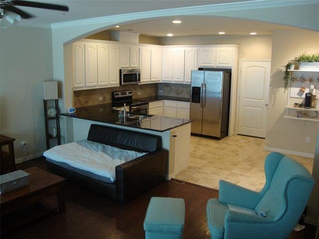Building Photo - 913 Shelby Ln