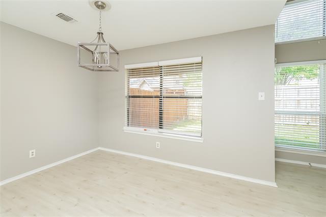 Foto del edificio - 930 Boxwood Dr