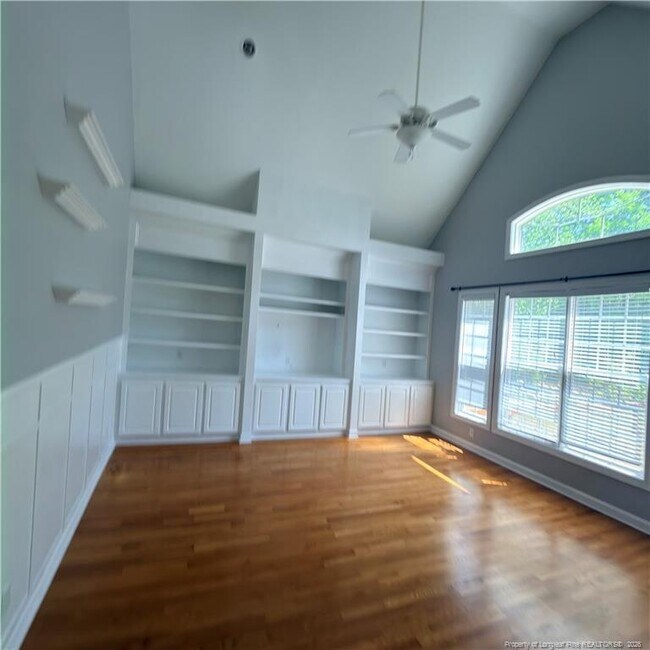 Foto del edificio - 3686 Linden Rd