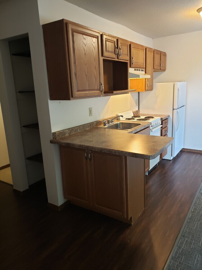 114 2nd Ave N Unit 7, Onalaska, WI 54650 114 2nd Ave N Onalaska, WI