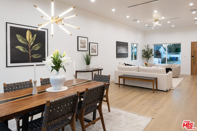 Foto del edificio - 17624 Martha St