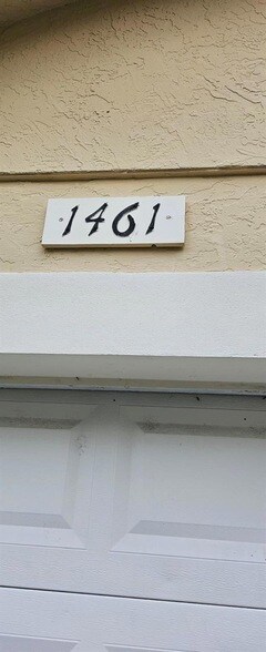 Foto del edificio - 1461 Hawthorne Pl