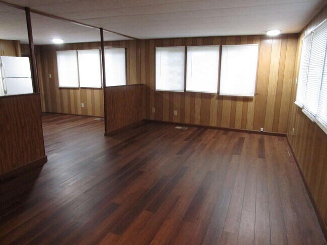 Foto del edificio - 219 Gardner Road