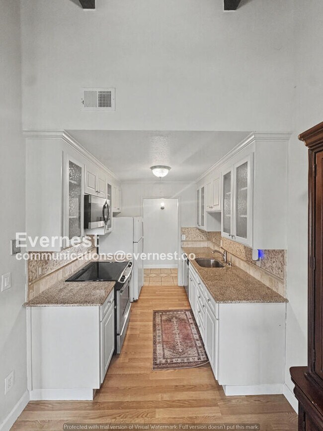 Foto del edificio - 2 Bed/1 Bath Lovely Home / Pet-Friendly / Vouchers Accepted / Coming Soon!