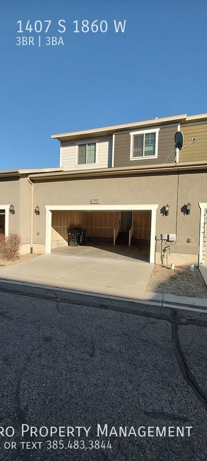 Building Photo - Gorgeous Woods Cross Townhome!!!
