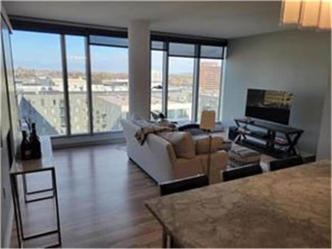 Foto del edificio - 8161 33rd Ave S