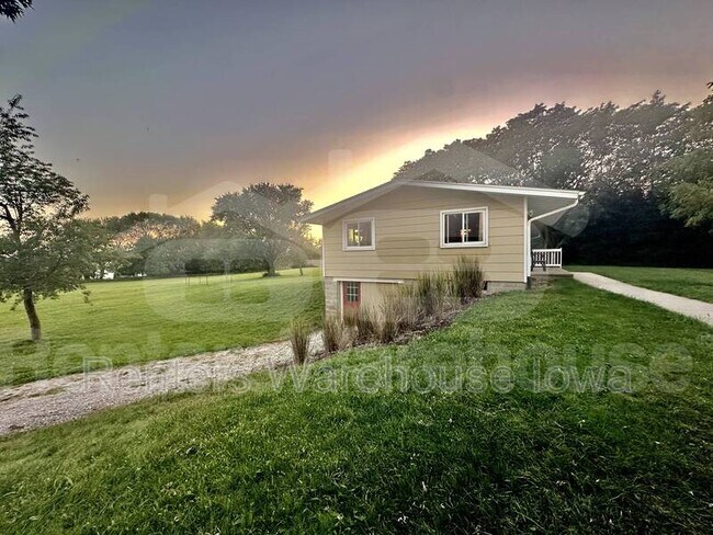 Foto del edificio - 8940 Wendover Rd