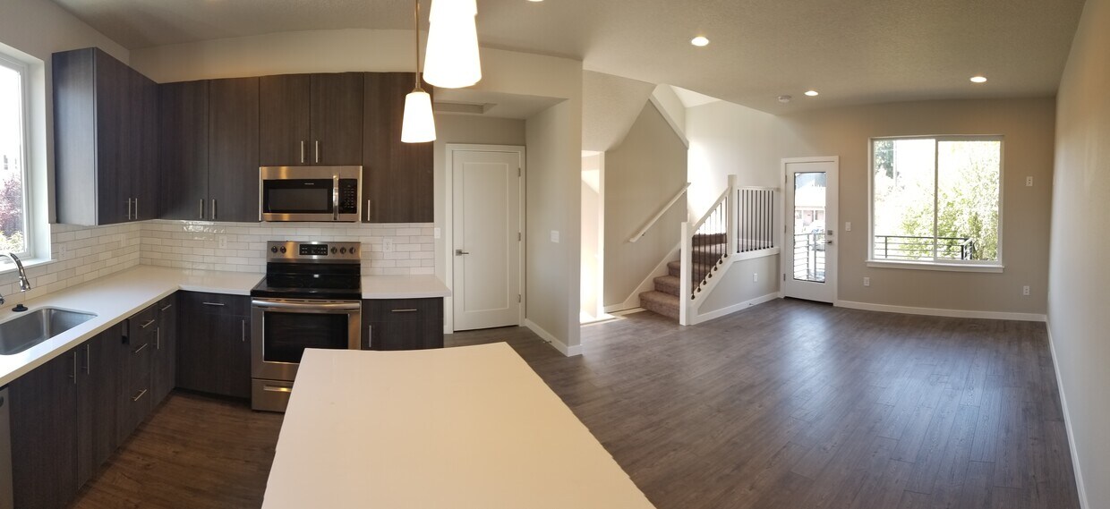 Foto principal - 8949 N Kellogg St