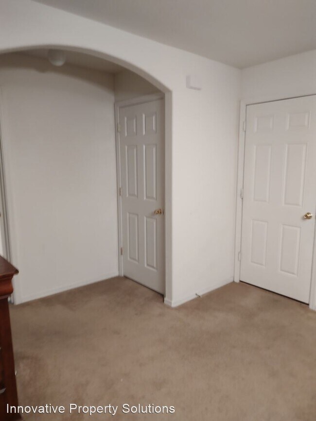 Building Photo - 3 br, 2 bath House - 2223 Sierra Santiago