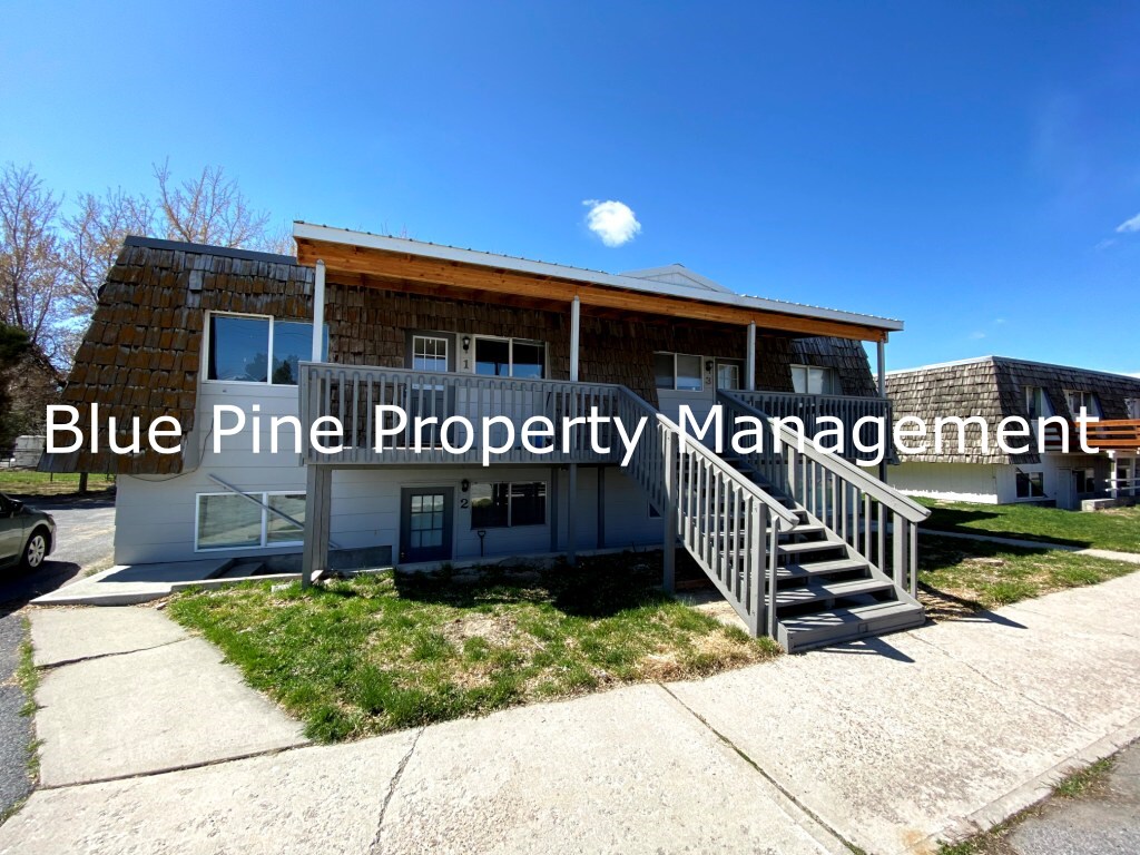 5033 Hawthorne Rd Unit 1, Pocatello, ID 83202 Apartment for Rent in