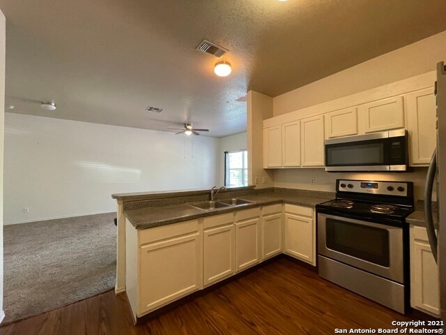 Building Photo - 4930 Fortuna Pl