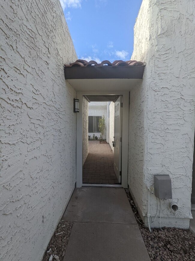 Building Photo - AMAZING REMODELED VILLA STYLE PATIO HOME I...