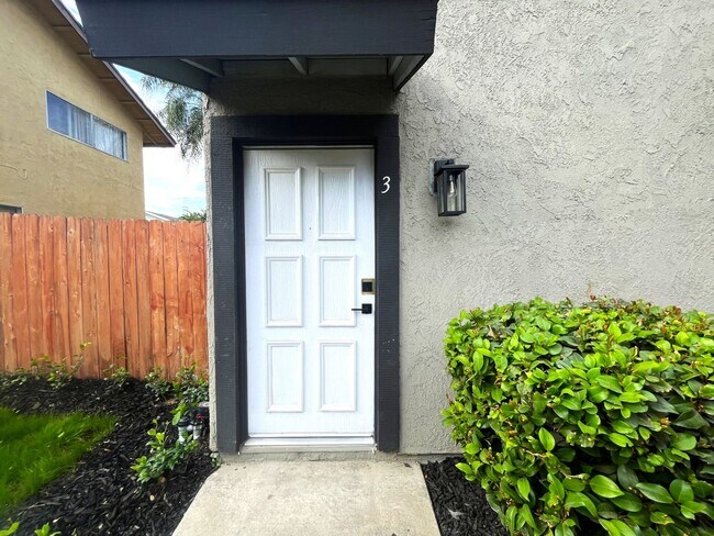 Foto del edificio - 1708 E Fairfield Ct