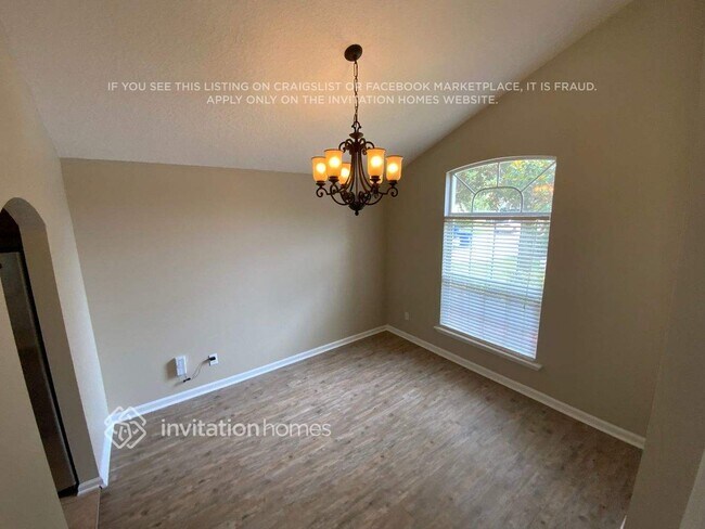 Building Photo - 1420 Blue Spring Ct