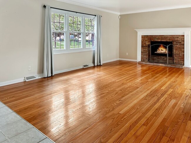 Foto del edificio - 2236 Elmwood Dr SE