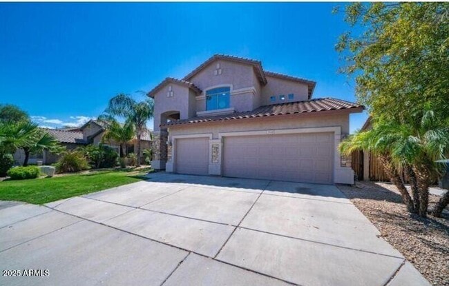 Building Photo - 3924 S Hollyhock Pl