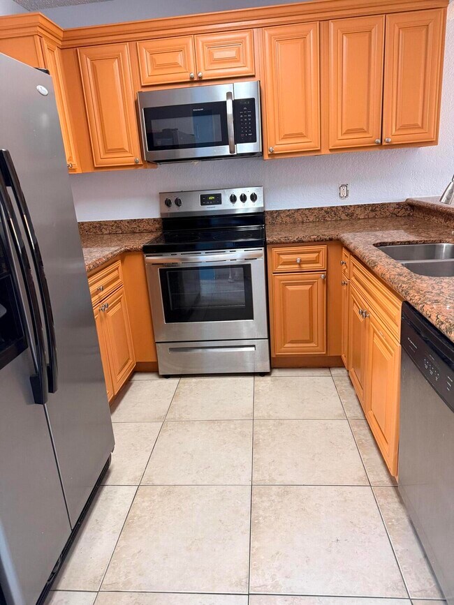 Foto del edificio - 1541 Balfour Point Dr