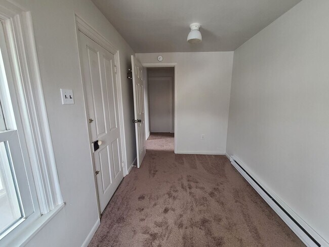 Foto del edificio - 2 story apartment