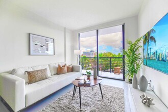 Building Photo - 5350 NW 84th Ave