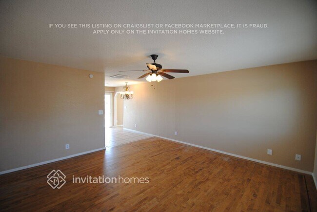 Foto del edificio - 535 E Quail Ave