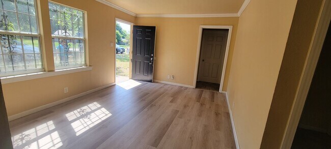 Foto del edificio - Adorable 2 bedroom/1 bath home