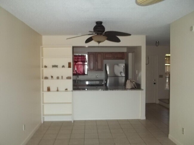 Building Photo - 1801 Wharf Ln