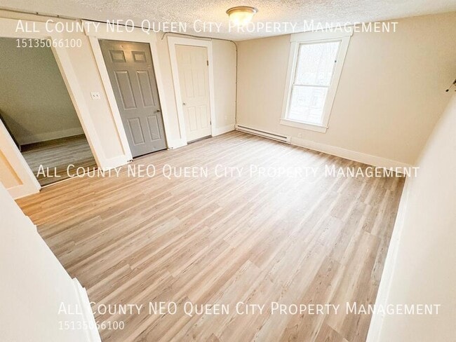 Foto del edificio - 499 S Detroit St