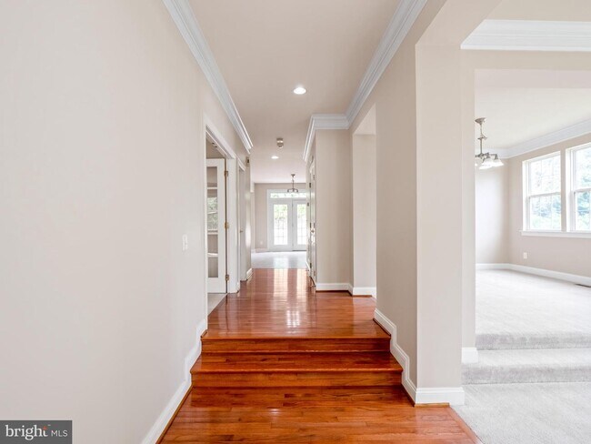 Building Photo - 103 Rosebrook Ct NW