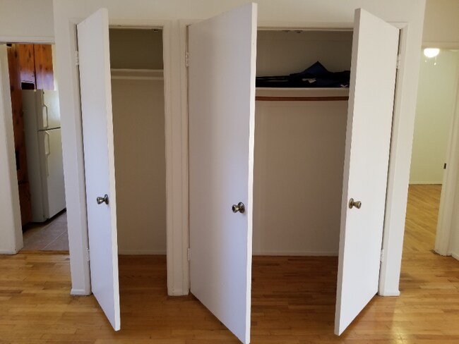 Foto del edificio - 2370 Walgrove Ave