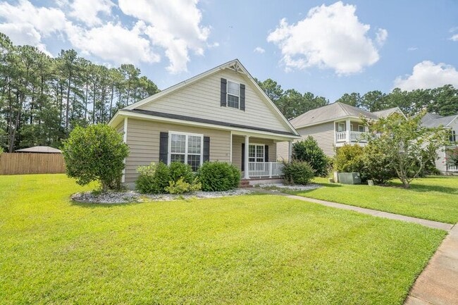 Building Photo - 10 Arbors Cir