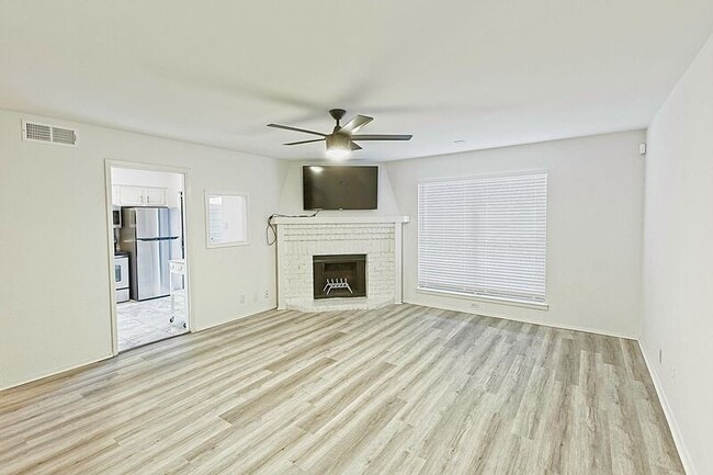 Building Photo - 4800 Northway Dr