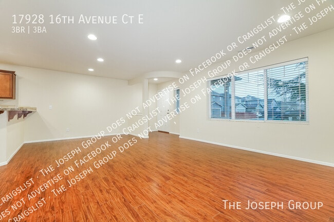 Foto del edificio - 17928 16th Ave Ct E