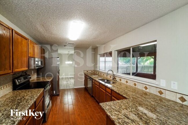Building Photo - 8180 Maple Meadow Drive